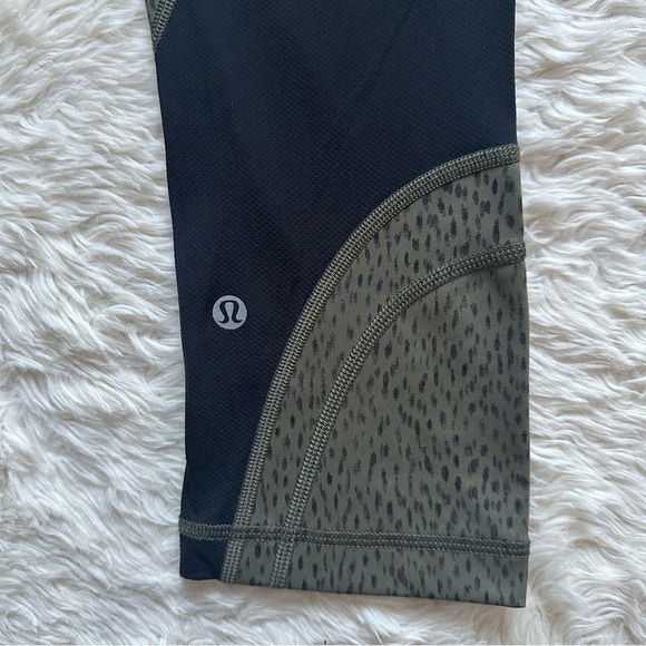 Lululemon Leggings Run: Inspire Crop II *Full-On Luxtreme (Mesh) Green Black 6 - Picture 7 of 13
